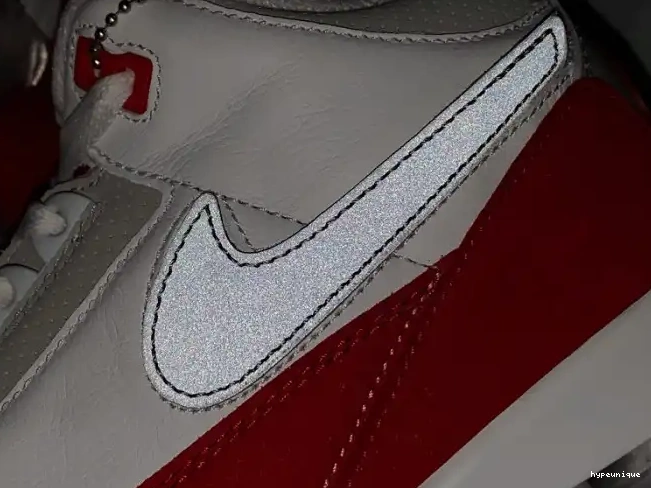HYPE CJ0939-100 University Jordan Air 3 Retro White Tinker Red 0626